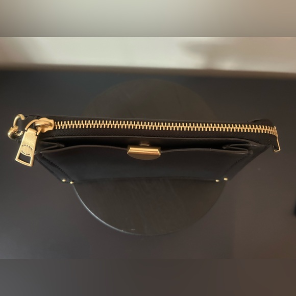 COACH DREAMER WRISTLET - Picture 3 of 5